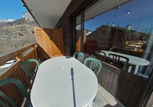 Studio Cabin 4 Sleeps, Ski-In/Ski-Out, South-Facing Balcony, Le Grand-Bornand