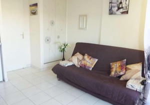 Studio Cabine Climatisé avec Piscine, Terrasse et Parking Privé – Proche Commodités - FR-1-387-137