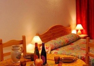 Studio-Comfort-Ensuite with Shower-Balcony-Vue Montagne 2 adlt 2 enf