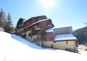 Studio confortable proche des pistes, balcon, TV et casier à skis - FR-1-411-115