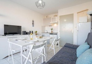 Studio Voiles d'Or-Gênois-3 by Interhome