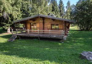 Sunny Chalet with Terrace, Garden, Close to Ski Lifts, 2 Beds, Sleeps 4 - Megève