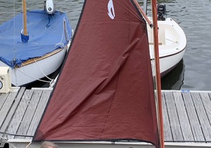 Sur le Port de St Goustan
