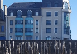 T2 Les Armateurs waterfront 3 stars