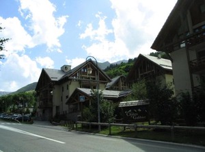 Chalets Du Galibier Pièces Pour Personnes | Valloire