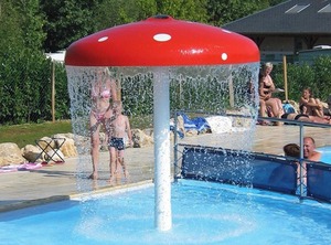 Bungalow Chambres Piscine Partagée Et Jardin Aménagé À | Coulanges
