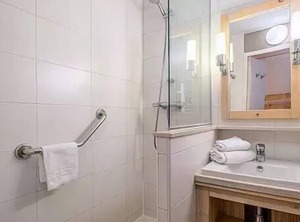 Residence Pierre Vacances Le Peillon Maeva Selection People | Meribel Centre