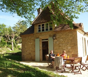 Cozy Cottage Swimming 