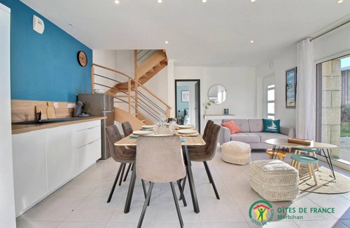 Surzur House | 100 m² Gîte ∙ 3 bedrooms ∙ 6 guests