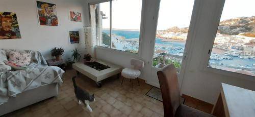8th Arrondissement House | 100 m² House ∙ 3 bedrooms ∙ 8 guests