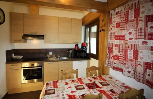 Les Almes Apartment | 100m from ski slopes, Ground floor, tv, ski locker, 40m², Tignes