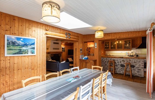 Cauterets House | 105 m² House ∙ 4 bedrooms ∙ 10 guests