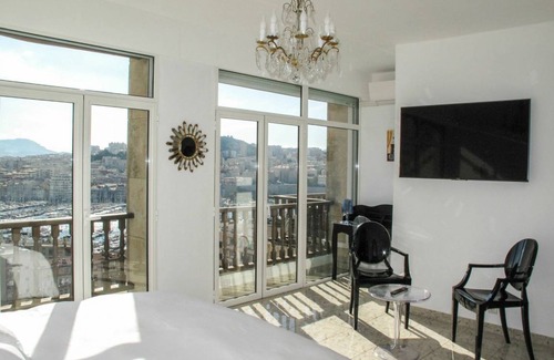 Hotel-de-Ville Apartment | 107 m² Apartment ∙ 2 bedrooms ∙ 4 guests