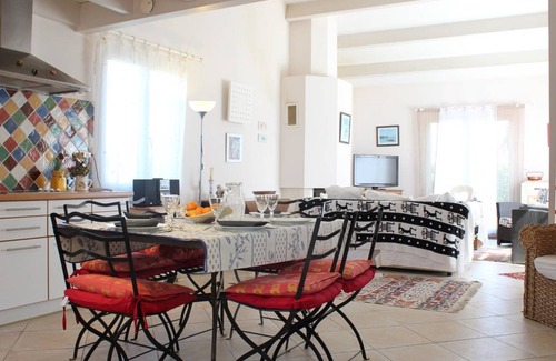 Cheray House | 110 m² House ∙ 3 bedrooms ∙ 7 guests