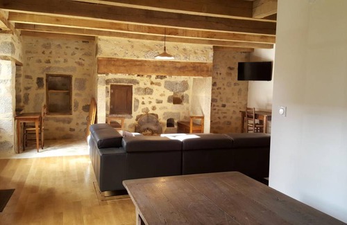 Saint-Angel House | 110 m² Gîte ∙ 5 bedrooms ∙ 12 guests