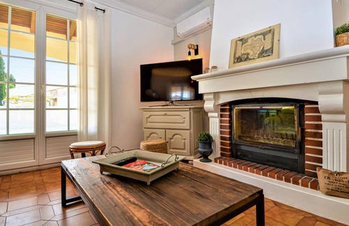 Bellegarde House | 111 m² House ∙ 4 bedrooms ∙ 9 guests