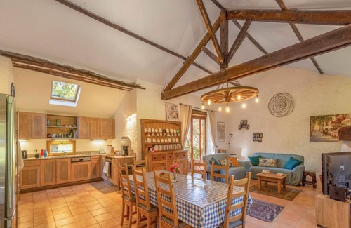 Montcabrier House | 120 m² House ∙ 2 bedrooms ∙ 4 guests