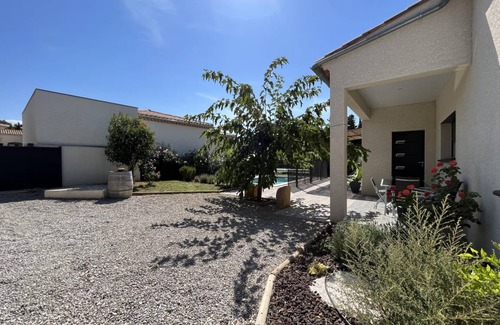 Boutenac House | 120 m² Gîte ∙ 4 bedrooms ∙ 8 guests