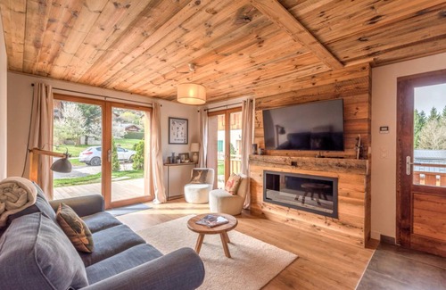 Praz-sur-Arly Ski Chalet | 135 m² Chalet ∙ 4 bedrooms ∙ 10 guests