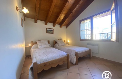 Souanyas House | 135 m² Gîte ∙ 4 bedrooms ∙ 8 guests