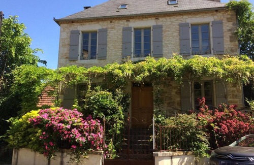 Carennac House | 140 m² Gîte ∙ 2 bedrooms ∙ 4 guests