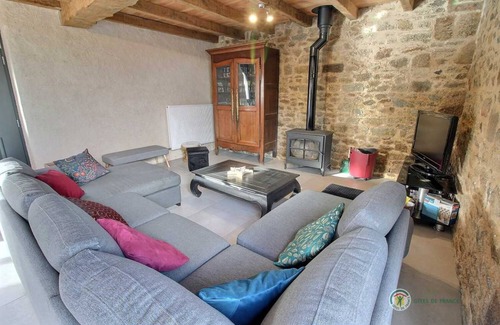 Le Vieux-Marche House | 150 m² Gîte ∙ 5 bedrooms ∙ 10 guests