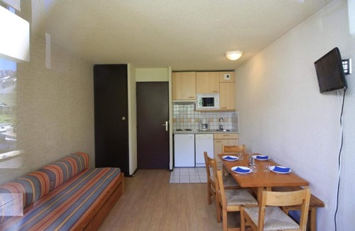 Le Lavachet Apartment | 150m from ski lifts, 6th floor, balcony, tv, ski locker, 24m², Tignes