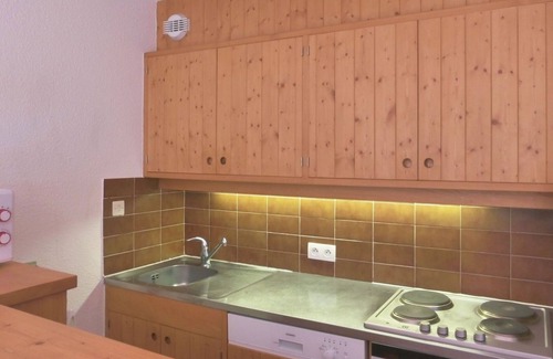 Meribel Apartment | 2-room cabin for 6, Méribel Altiport, ski-in/ski-out, mountain views, pets welcome, free Wi-Fi