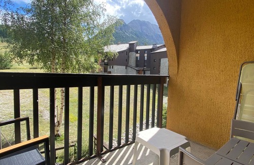 Montgenevre Apartment | 2-Room + Mountain Corner - Rated 2* - 6 People - On the Slopes in Montgenèvre