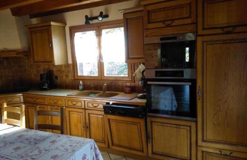 Les Clefs Ski Chalet | 200 m² Chalet ∙ 4 bedrooms ∙ 8 guests