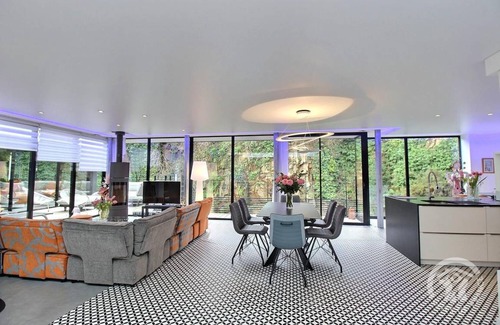 Perros-Guirec House | 215 m² Gîte ∙ 4 bedrooms ∙ 8 guests