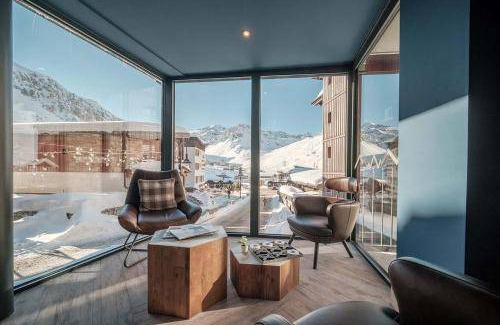 Tignes le Lac Apartment | 215 m² Serviced apartment ∙ 8 bedrooms ∙ 16 guests
