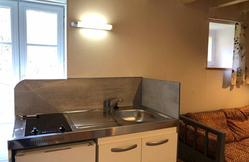 Asnieres sur Vegre Cottage | 22 m² Cabin ∙ 1 bedroom ∙ 2 guests