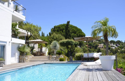 Le Lavandou Villa | 220 m² Villa ∙ 5 bedrooms ∙ 8 guests