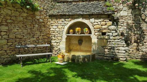 Saint-Leon-sur-Vezere House | 240 m² House ∙ 5 bedrooms ∙ 12 guests