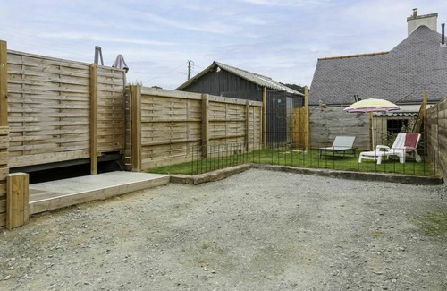 Locquirec Apartment | 25 m² Apartment ∙ 1 bedroom ∙ 2 guests