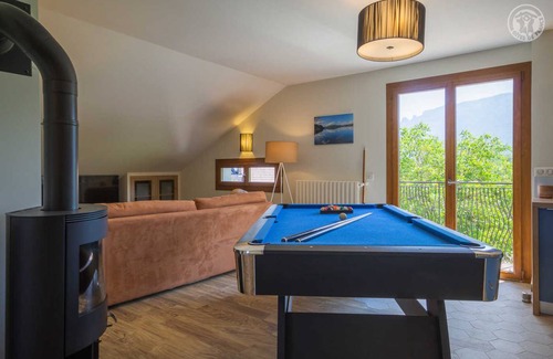 Traize House | 250 m² Gîte ∙ 6 bedrooms ∙ 15 guests