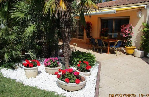 Aytre Bed & Breakfast | 26 m² Bed and breakfast ∙ 2 bedrooms ∙ 5 guests