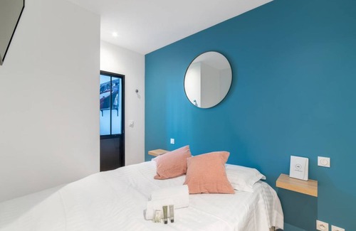 Yves Farge - Le Fleuve Apartment | 27 m² Apartment ∙ 1 bedroom ∙ 3 guests