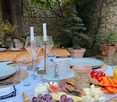 Euzet-les-Bains Bed & Breakfast | 29 m² Bed and breakfast ∙ 2 guests