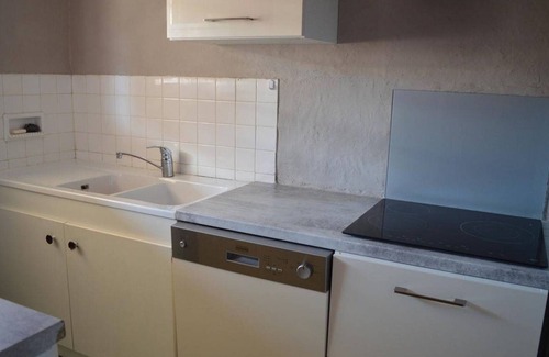 Banyuls-sur-Mer Apartment | 3-room apartment, central, near beach, 6 sleeps, sea view, dishwasher, pets allowed
