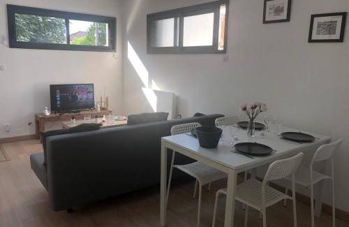 Bron Apartment | 30 m² Apartment ∙ 1 bedroom ∙ 4 guests