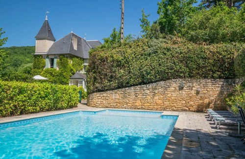 Duravel House | 300 m² House ∙ 4 bedrooms ∙ 9 guests
