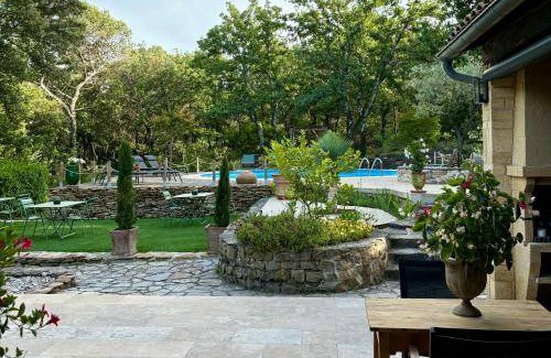 Mondragon Bed & Breakfast | 32 m² Bed and breakfast ∙ 2 bedrooms ∙ 4 guests