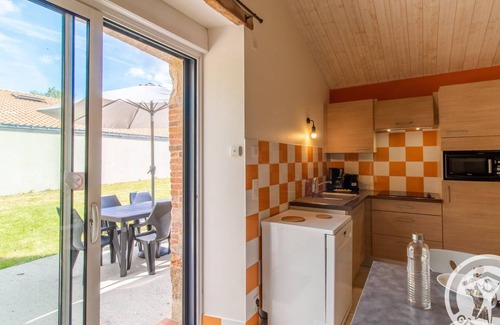 Saint-Christophe-du-Bois Cottage | 37 m² Cabin ∙ 1 bedroom ∙ 4 guests