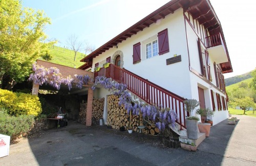 Uhart-Cize House | 40 m² Gîte ∙ 1 bedroom ∙ 2 guests