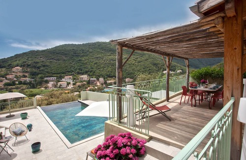 Figarella Villa | 400 m² Villa ∙ 6 bedrooms ∙ 14 guests