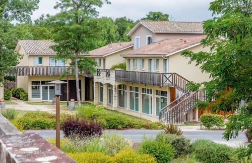 Barbaste Resort | 41 m² Resort ∙ 2 bedrooms ∙ 6 guests