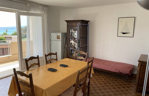 Le Lavandou Apartment | 45 m² Apartment ∙ 1 bedroom ∙ 4 guests