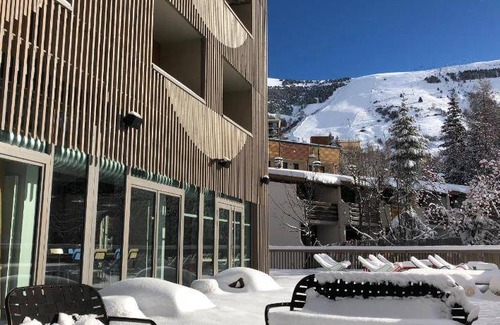 Les Deux Alpes Hostel | 45 m² Hostel ∙ 127 guests